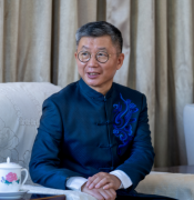 《经济参考报》专访蓝军：打破“千乡一面” 深耕“一乡一品”